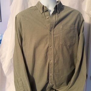 Men's  Banana Republic Button-Down corduroy Shirt in Olive Green